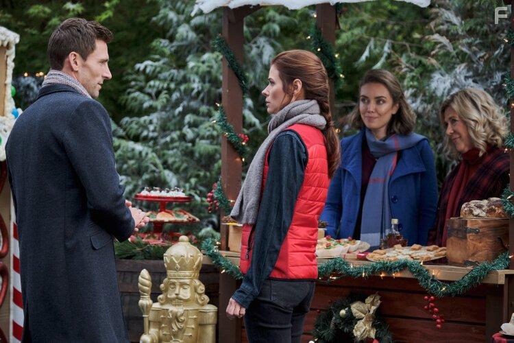 Frances Flanagan, Peyton List, Andrew W. Walker, and Ella Cannon in A Maple Valley Christmas (2022)