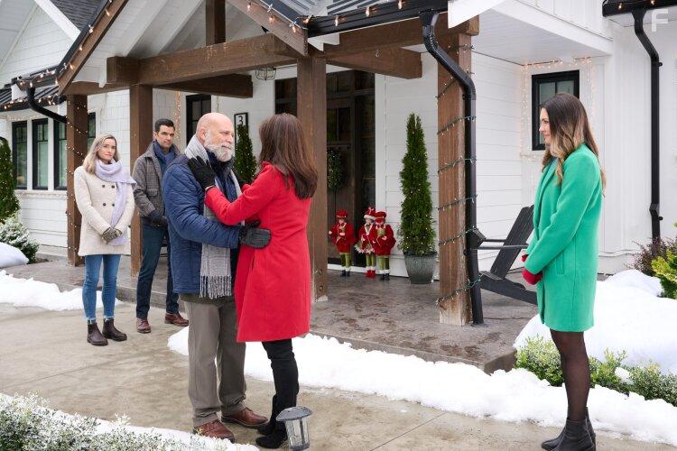 Long Lost Christmas (2022)