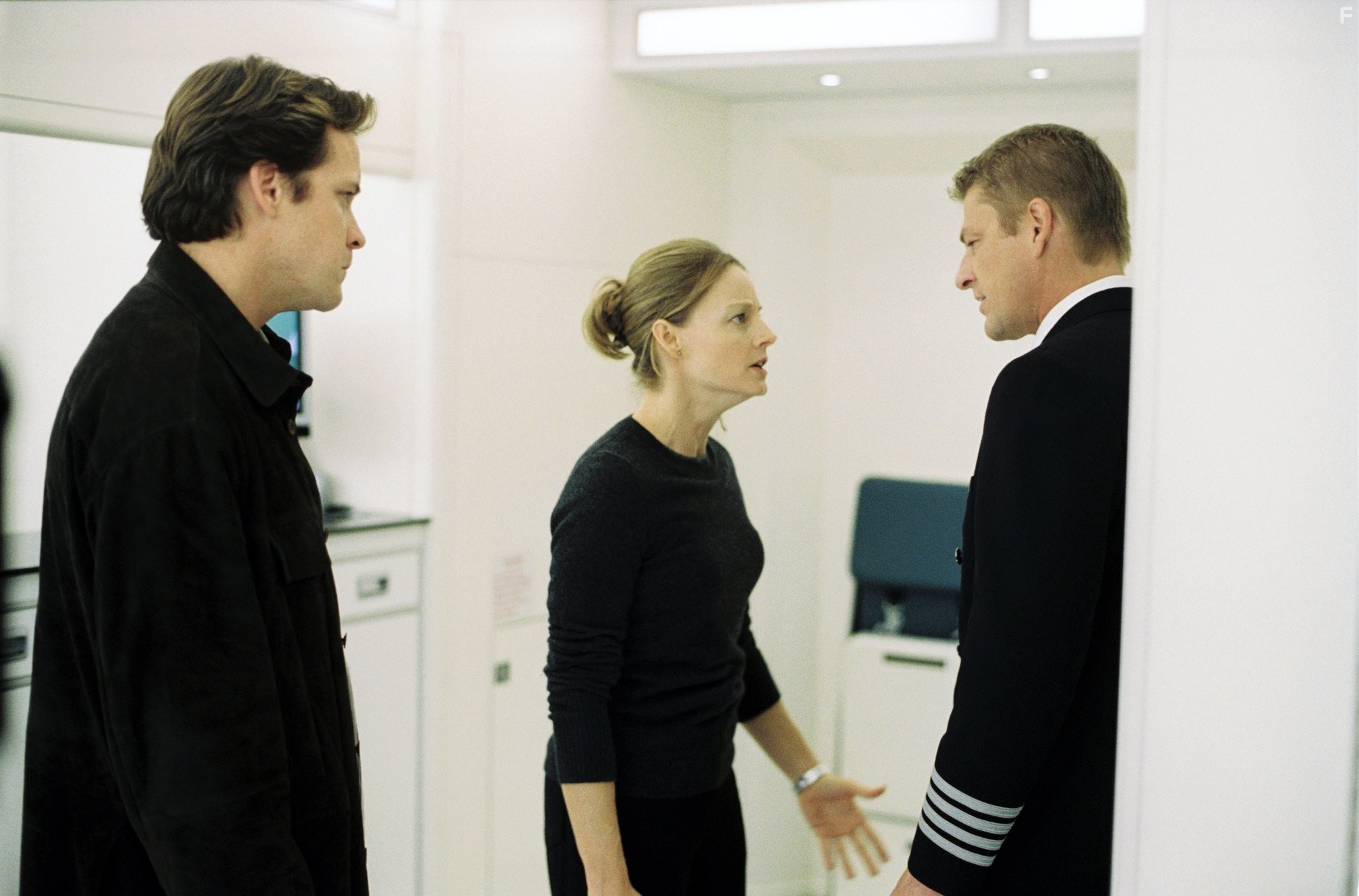 Jodie Foster, Sean Bean, and Peter Sarsgaard in Иллюзия полета (2005)