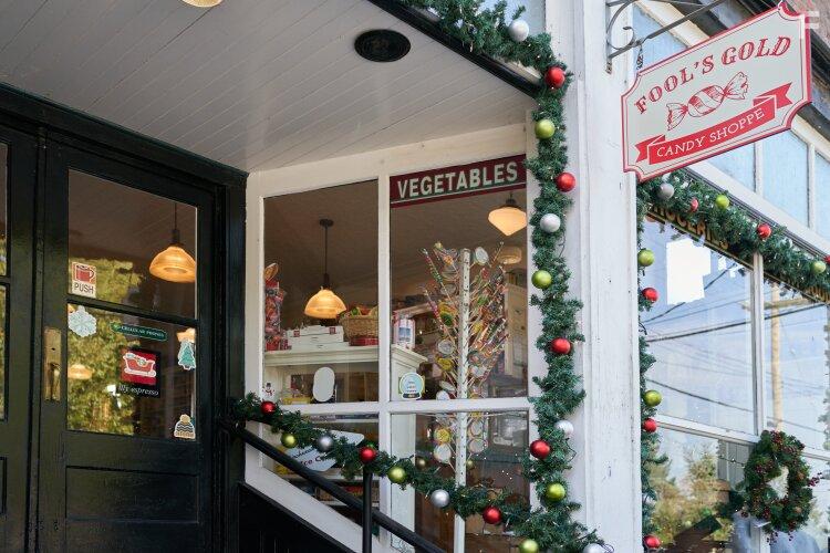 A Fabled Holiday (2022)