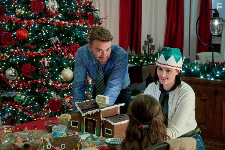 Chandler Massey and Katherine Barrell in A Tale of Two Christmases (2022)