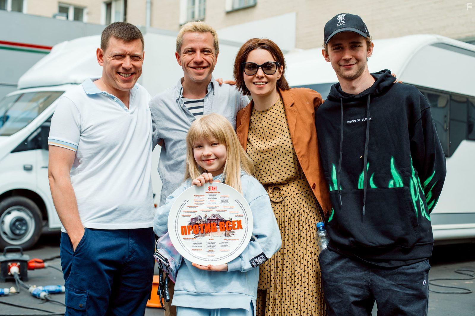 Против всех #9