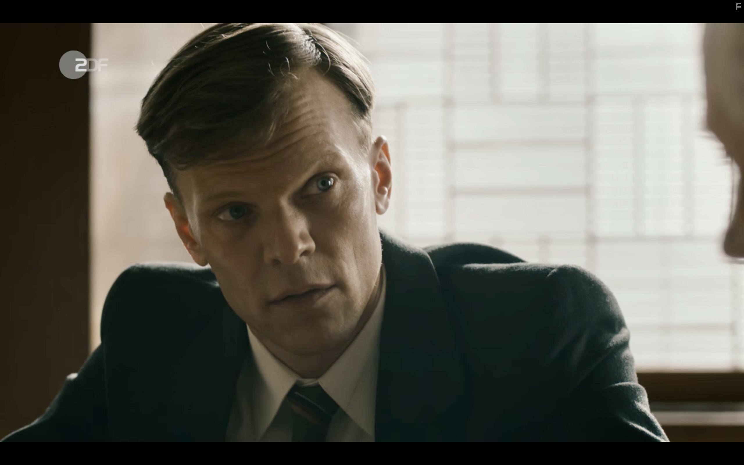 Sebastian Hlk in Kranke Geschfte (2019)