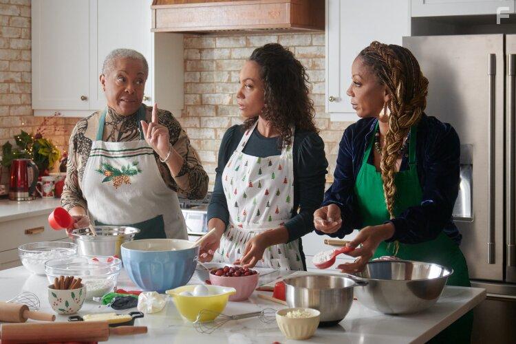 Holly Robinson Peete, Darlene Cooke, and Lyndie Greenwood in Holiday Heritage (2022)