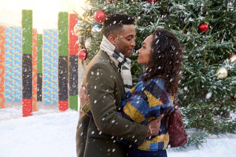 Lyndie Greenwood and Brooks Darnell in Holiday Heritage (2022)