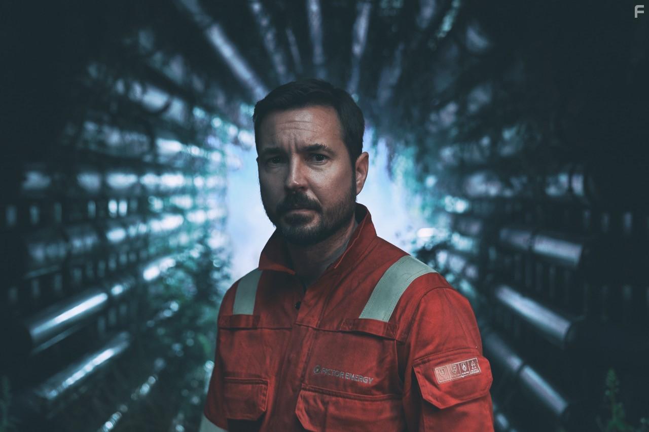 Martin Compston in The Rig (2023)