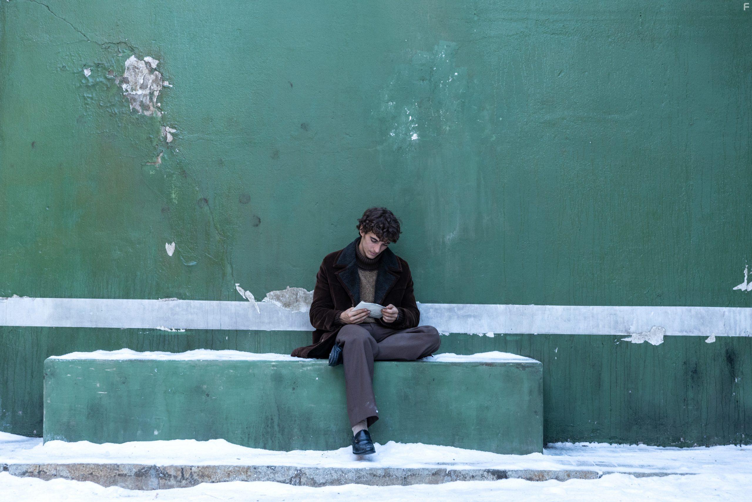 Miguel Herrn in Modelo 77 (2022)