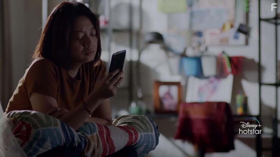 Leony Vitria Hartanti in Bidadari Mencari Sayap (2020)