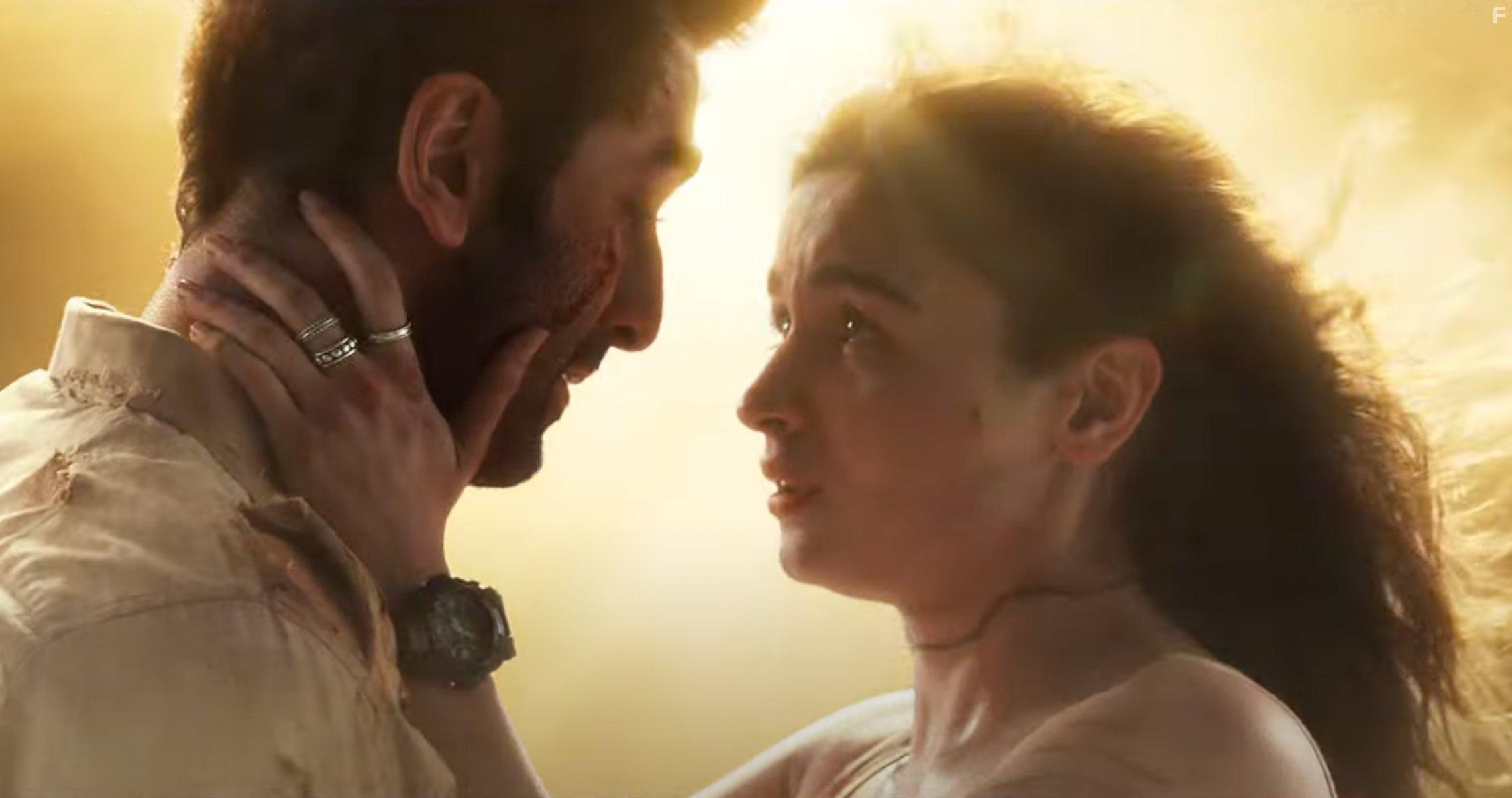 Alia Bhatt and Ranbir Kapoor in Brahmastra Part One: Shiva (2022)