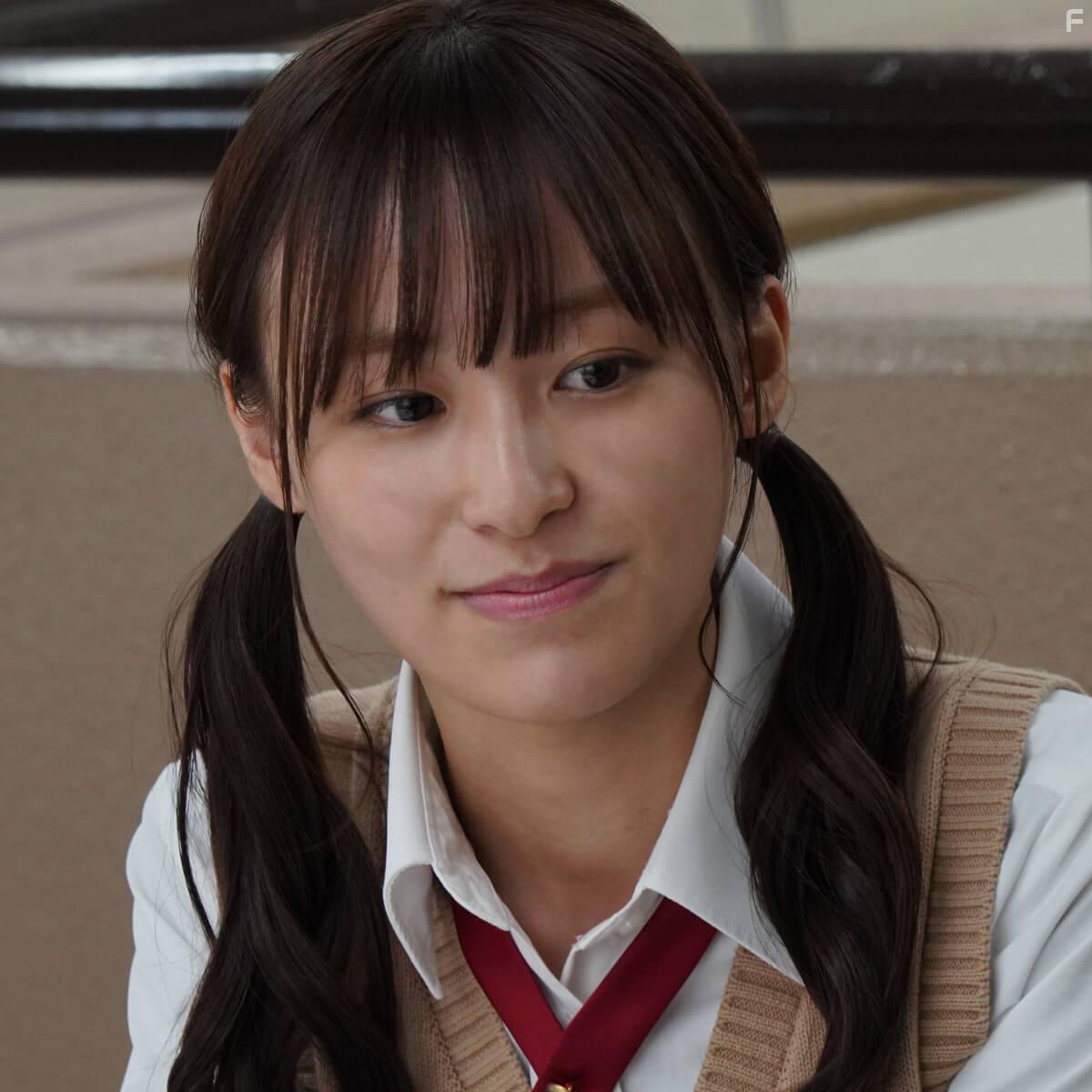 Miu Suzuki in Hiraite (2021)