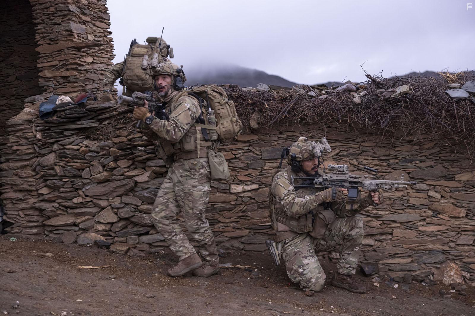 Nicolas Duvauchelle in Black Hearts (2023)