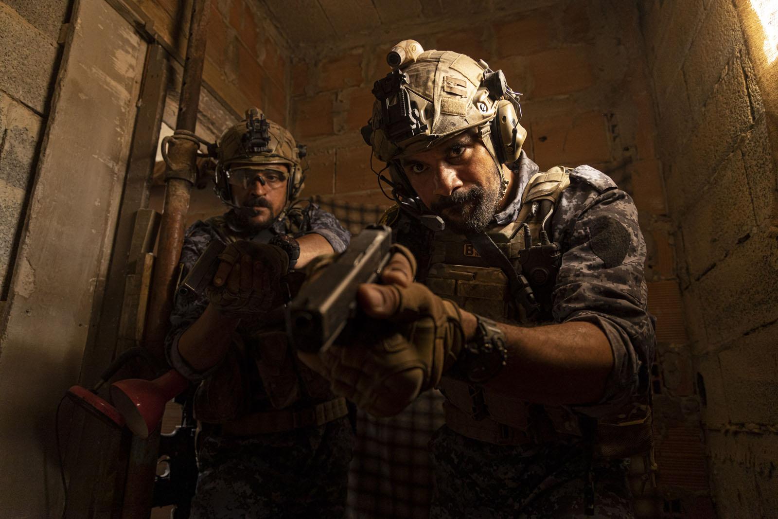 Thierry Godard and Jeremy Nadeau in Black Hearts (2023)