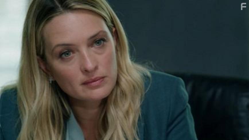 Mare fuori: Amare chi fa male (2021)