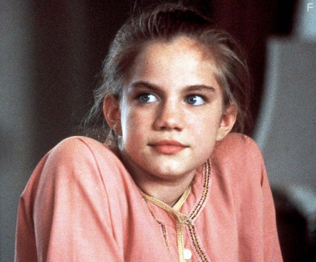 Anna Chlumsky in Bпeред в прошлое (1994)