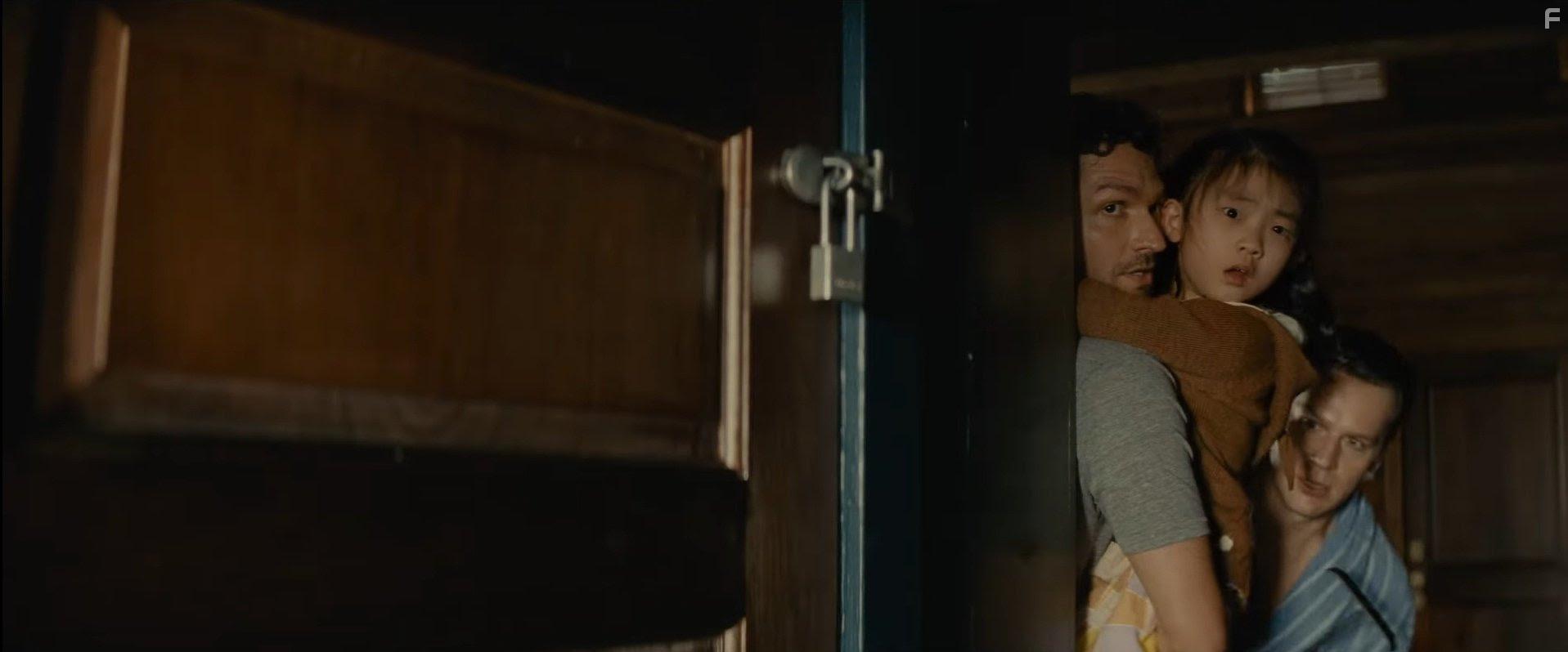 Kristen Cui, Jonathan Groff, and Ben Aldridge in Knock at the Cabin (2023)