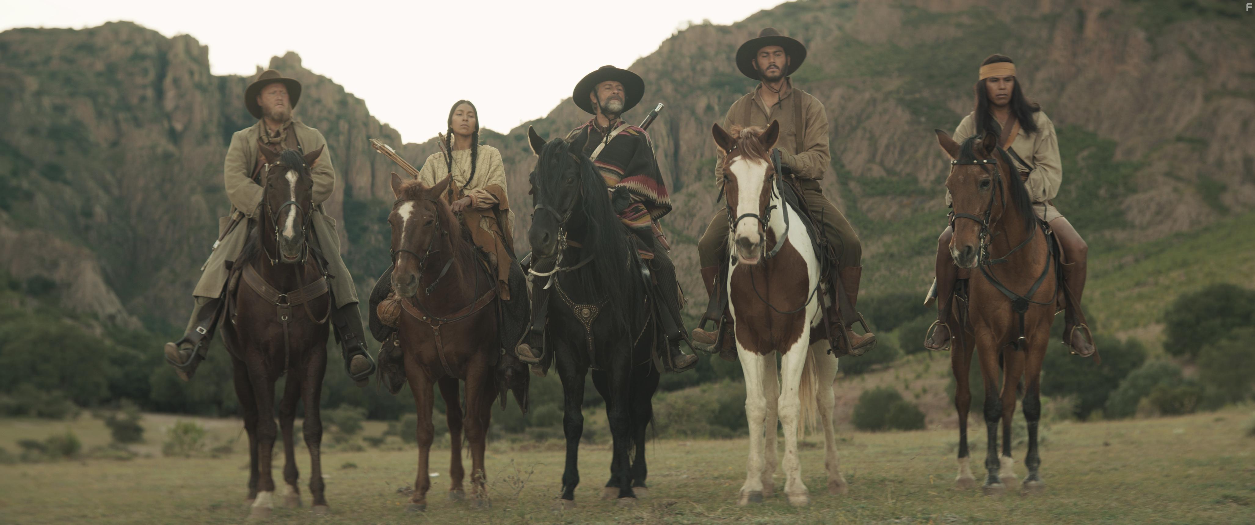 Juan Manuel Bernal, Alejandro Speitzer, Michael Wilson Morgan, and Yoshira Escrrega in La Cabeza de Joaqun Murrieta (2023)