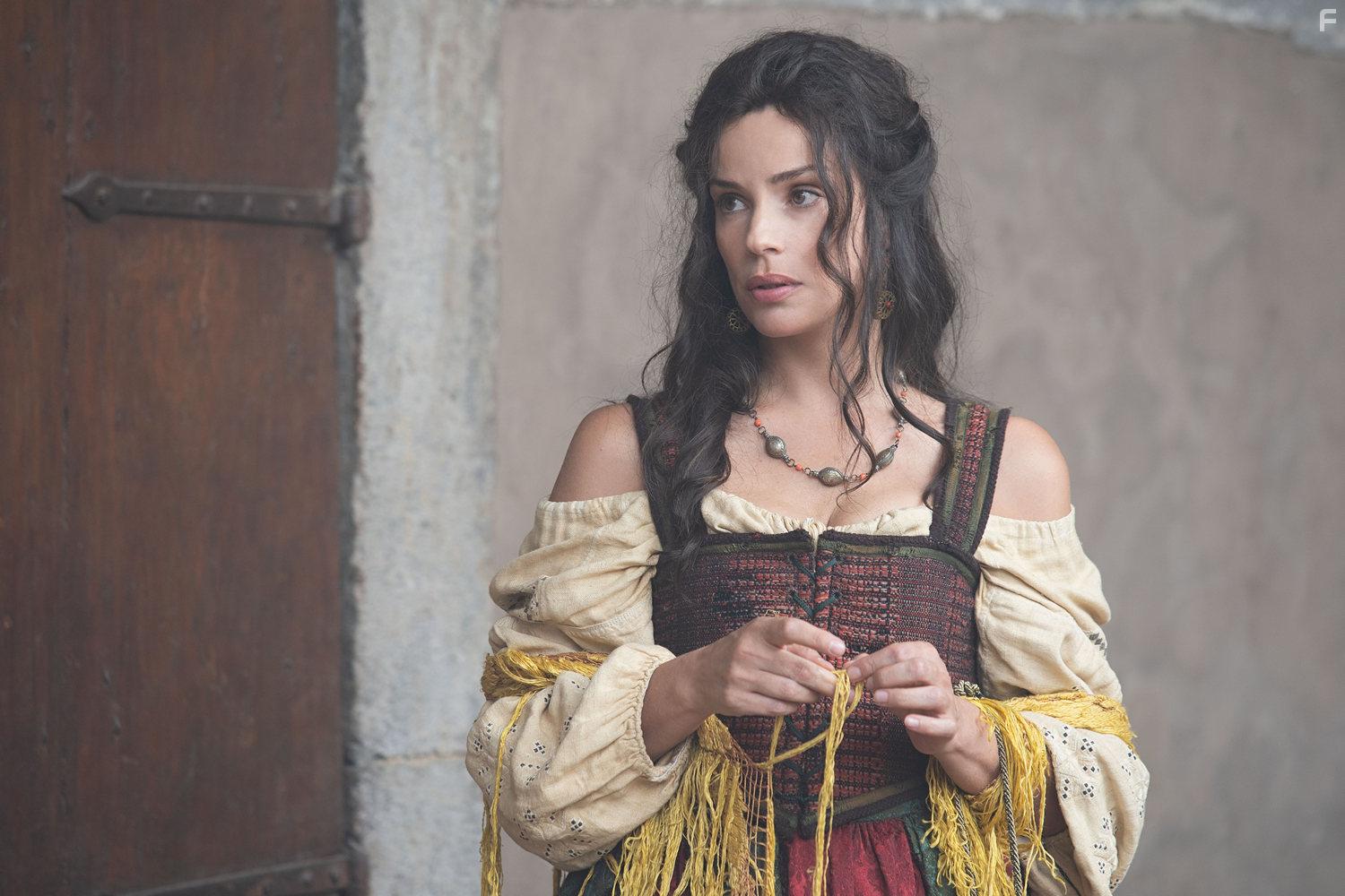 Micaela Ramazzotti in L'ombra di Caravaggio (2022)