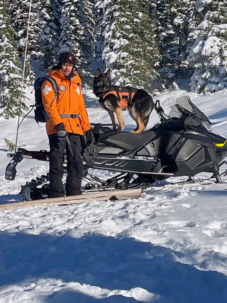Stephen Huszar in Glacier National Park Romance (2023)