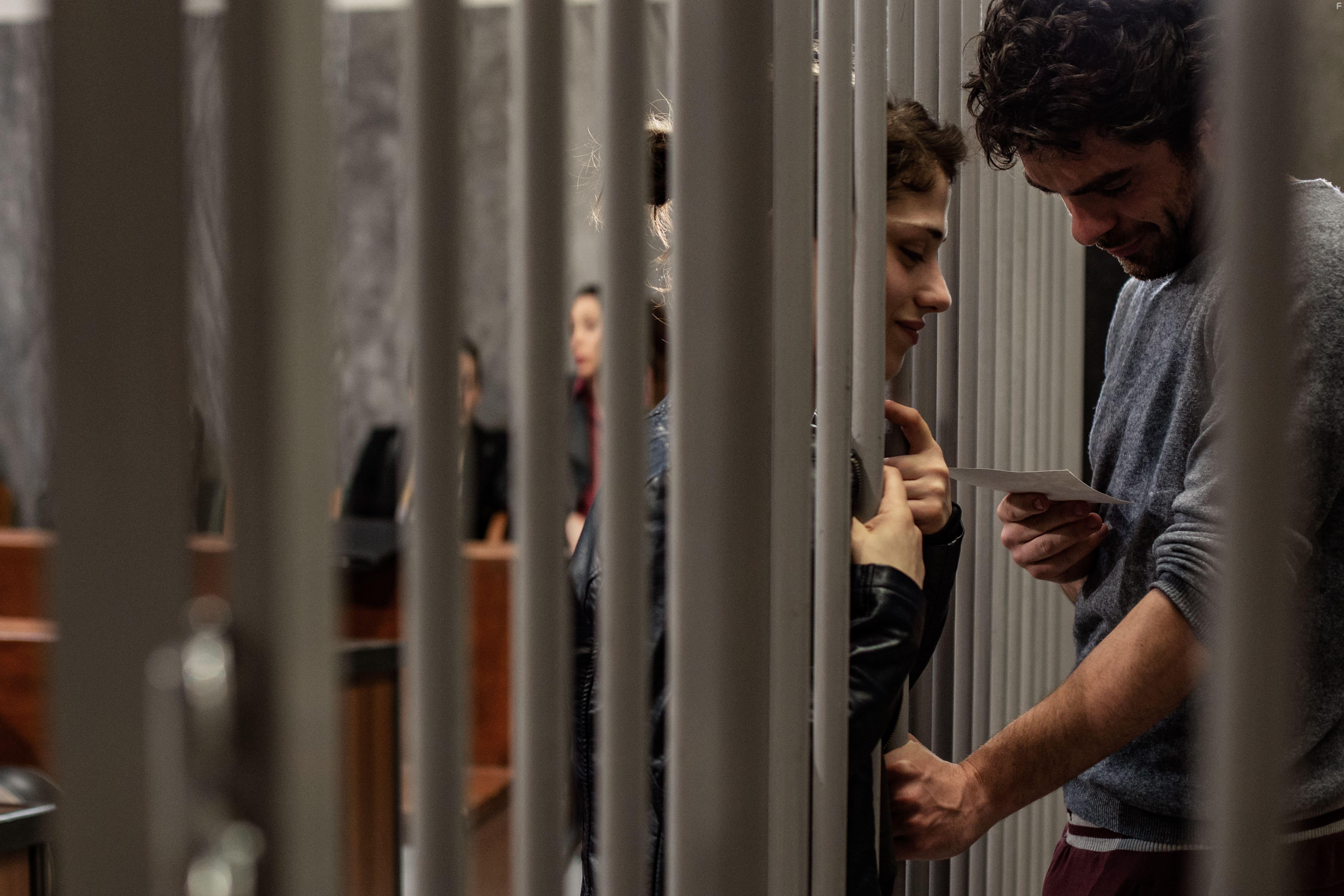 Giovanni Anzaldo and Daphne Scoccia in Palazzo di giustizia (2020)