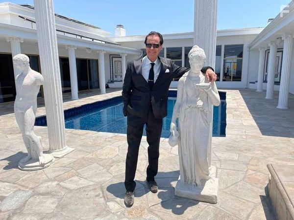 Ray La Rochelle in The Boss Man (2022)