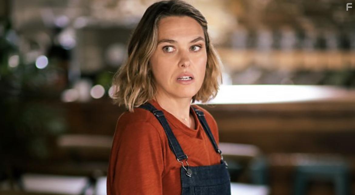Sally Bretton in Beyond Paradise (2023)