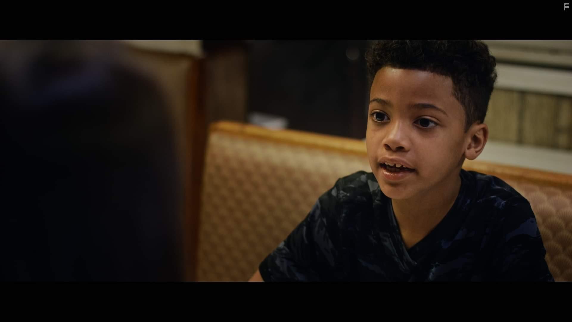 Patrick McGee in They Wait in the Dark (2022)