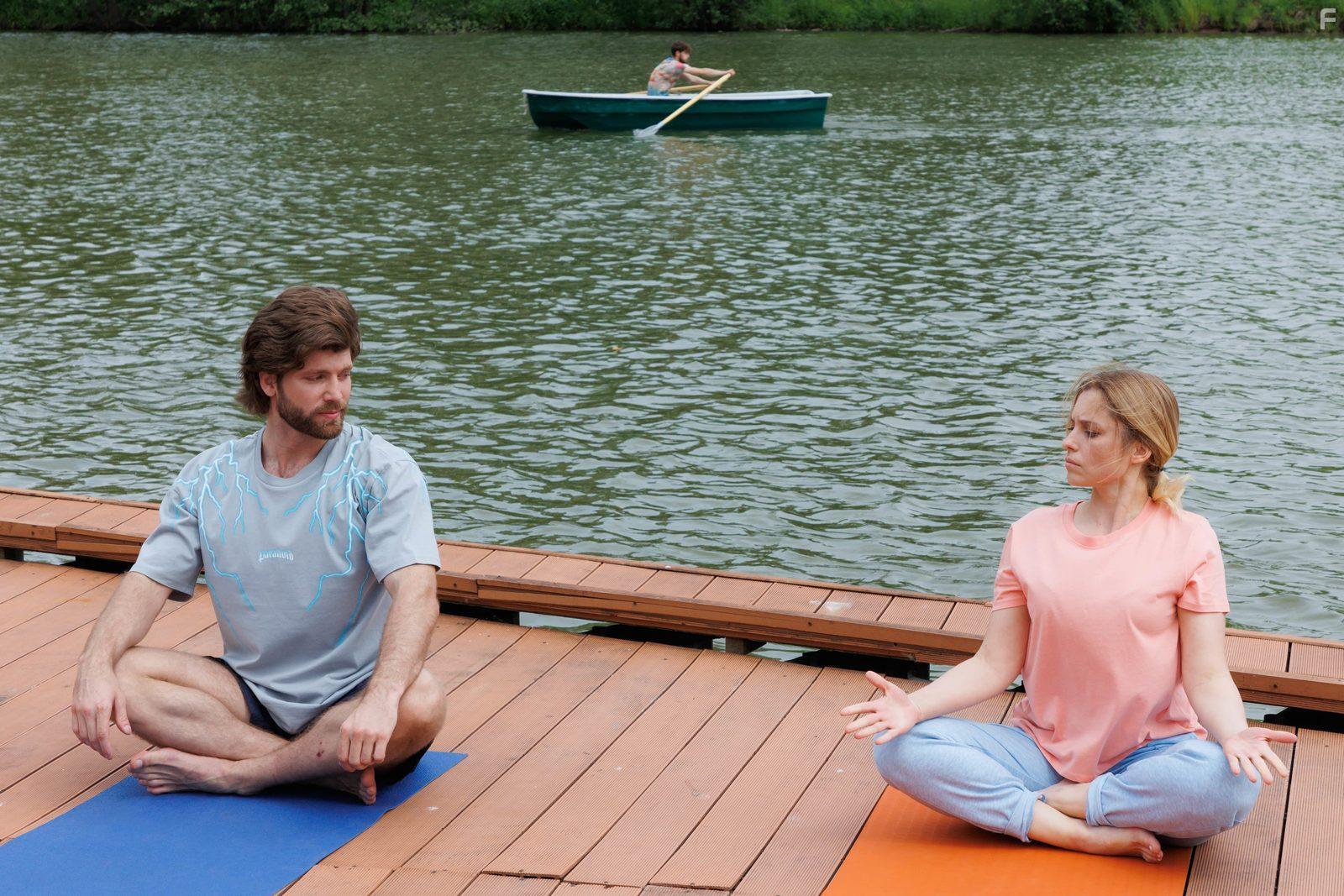 Блондинка и брюнетка #8