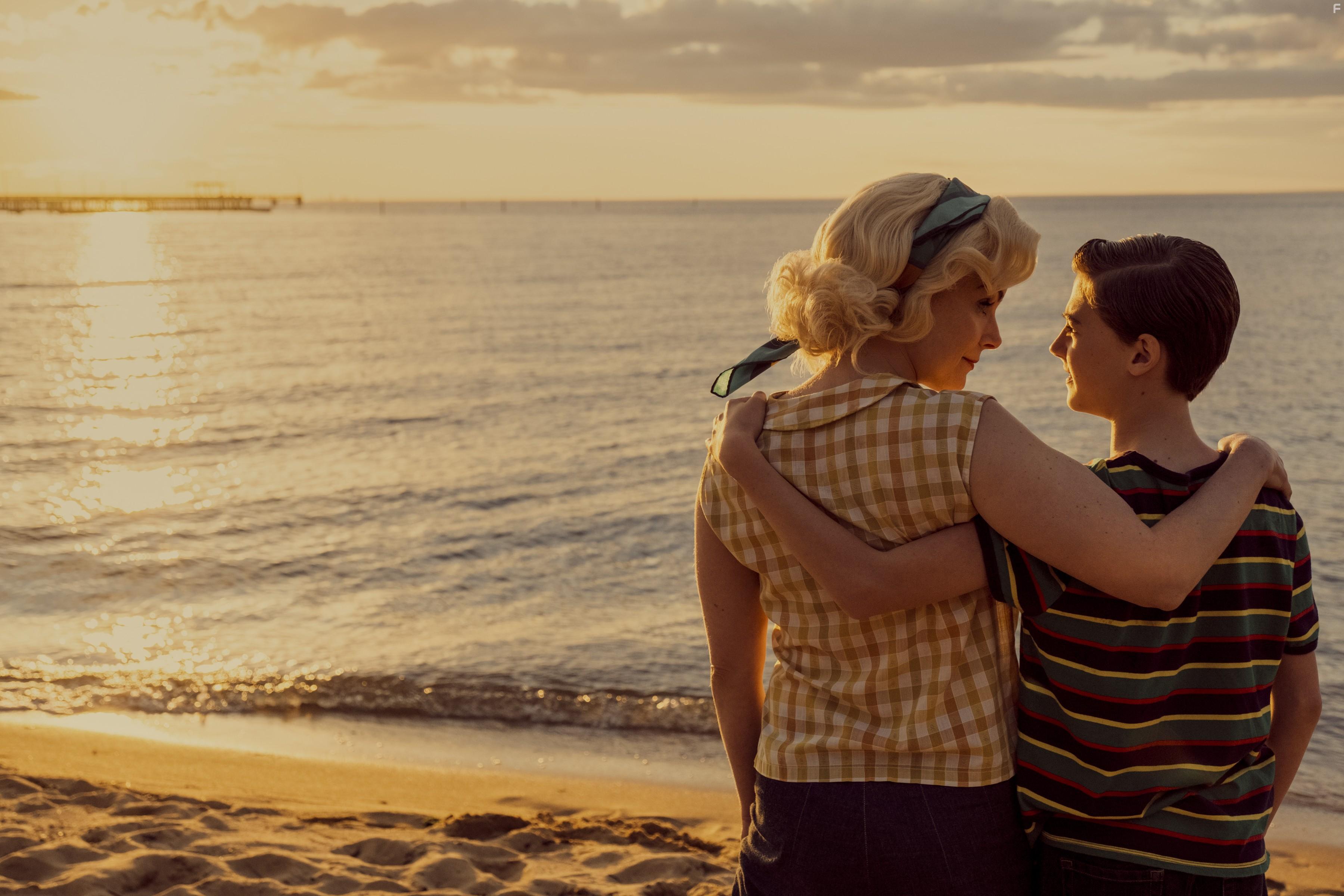 Kimberly Williams-Paisley and Jackson Robert Scott in Jesus Revolution (2023)