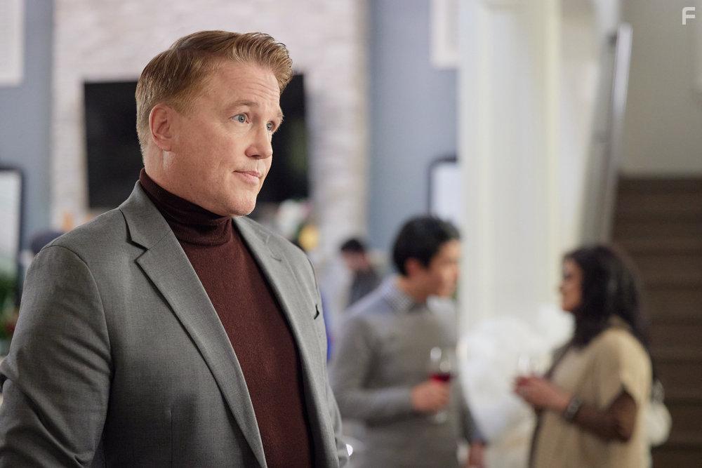 Lochlyn Munro in Grilling Season: A Curious Caterer Mystery (2023)