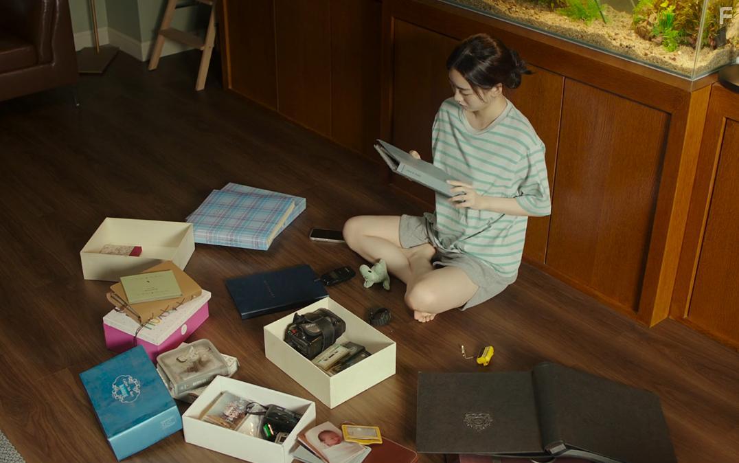 Yi-Hyun Cho in The Agreement (2022)