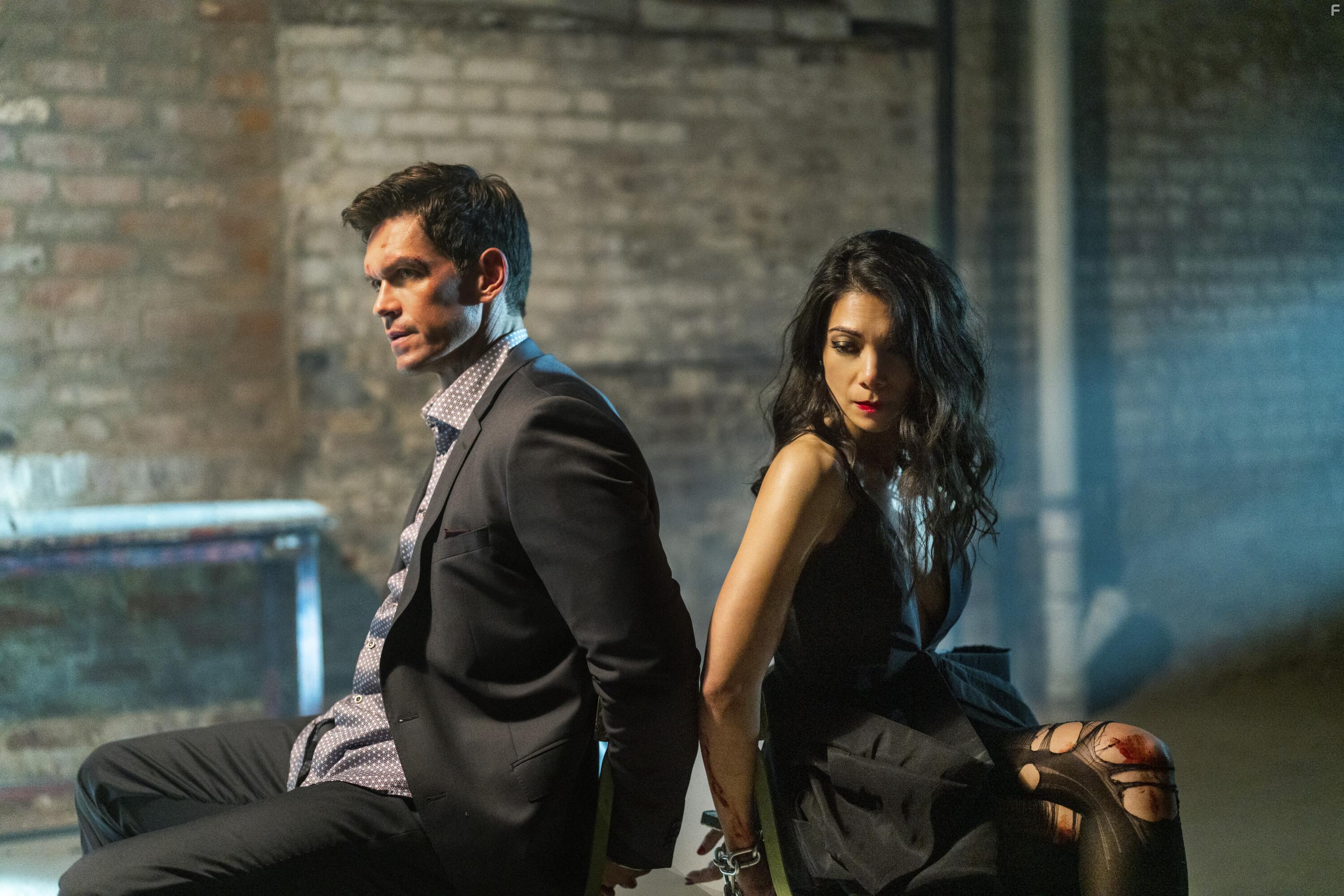 Steve Howey and Ginger Gonzaga in True Lies (1994)