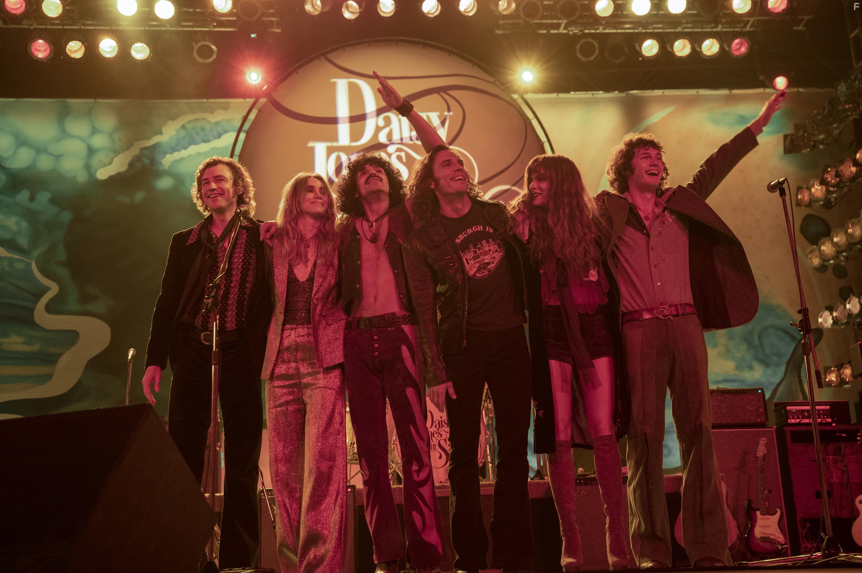 Lacey Terrell, Riley Keough, Sam Claflin, Suki Waterhouse, and Sebastian Chacon in Daisy Jones & The Six (2023)