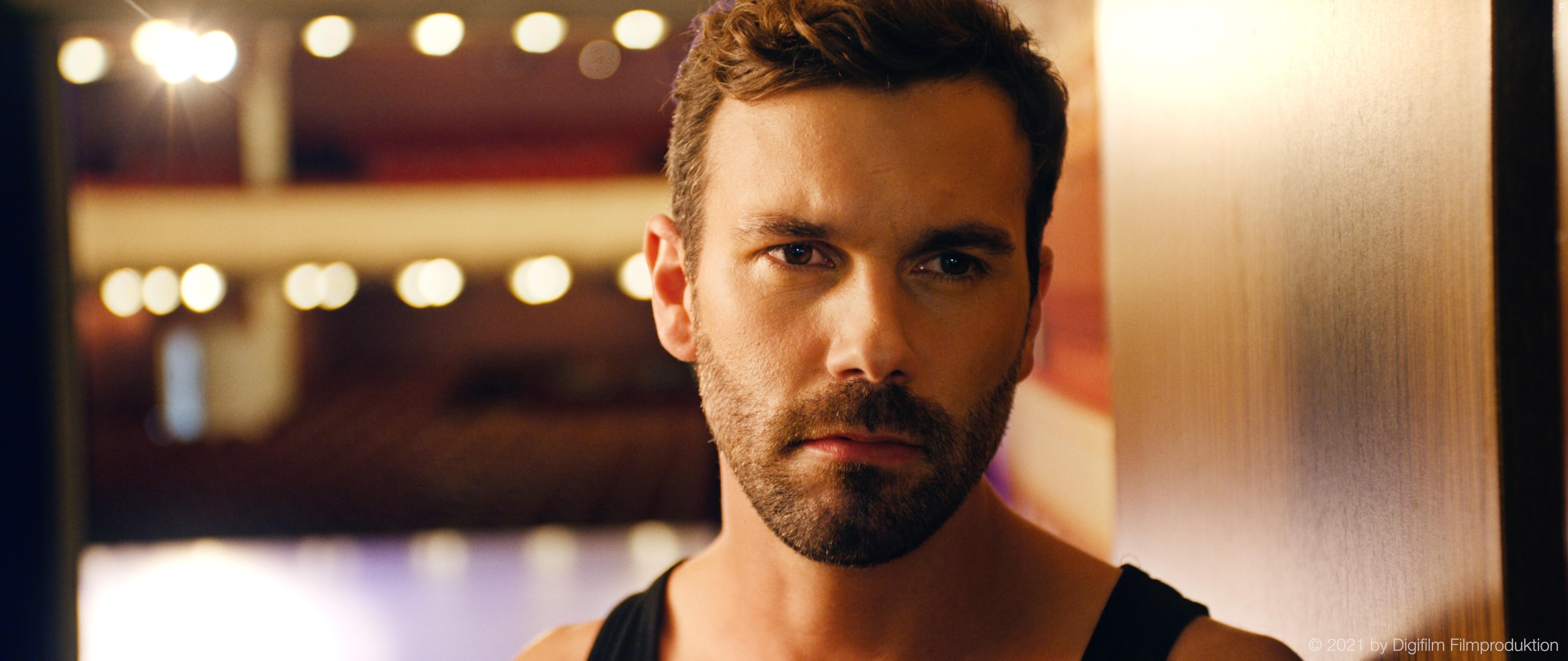 Tony Matzl in Dinner fr Acht (2022)