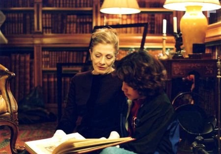 Vanessa Redgrave and Adam Echahly in The Keeper: The Legend of Omar Khayyam (2005)