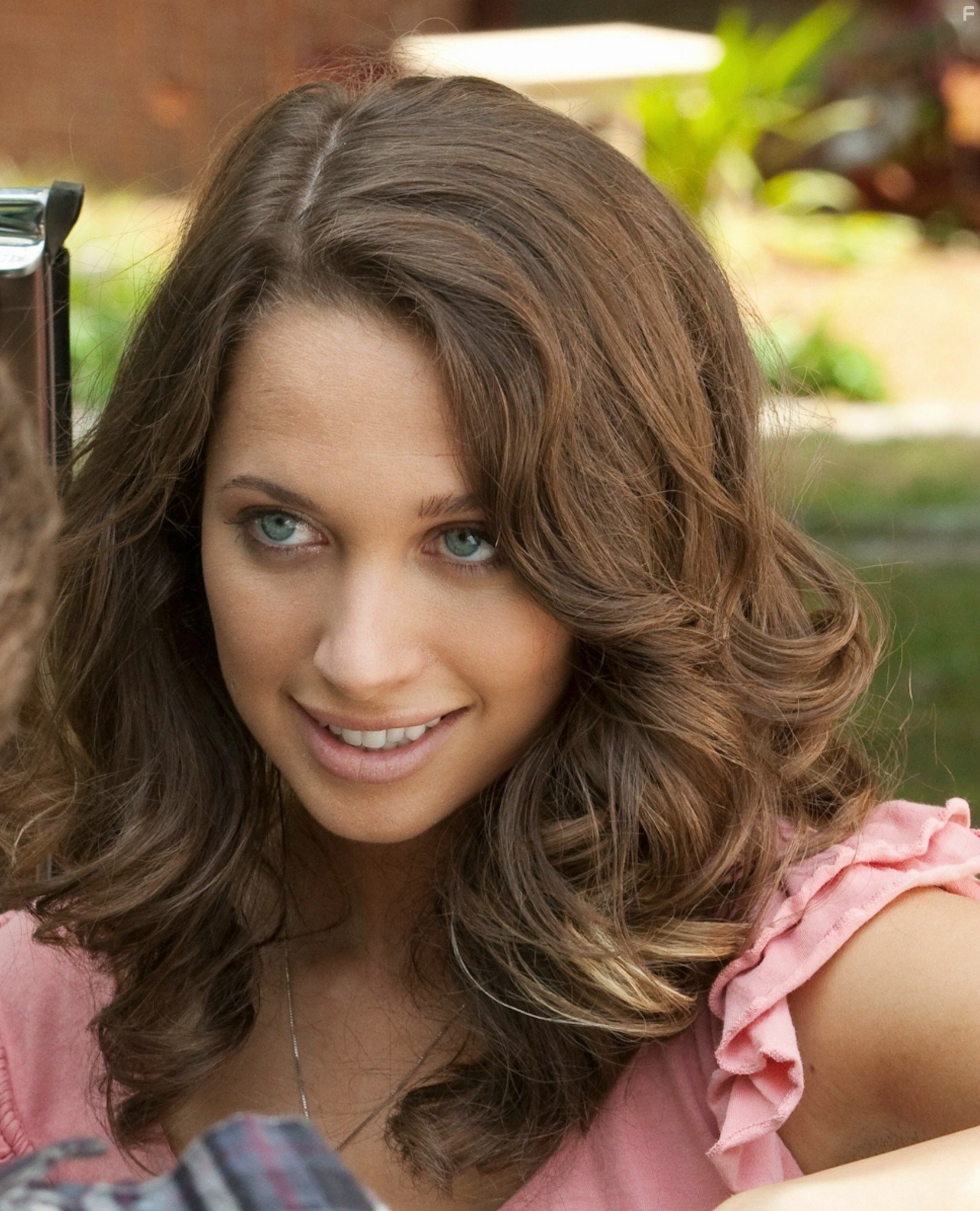 Maiara Walsh in Дрянные девчонки 2 (2011)
