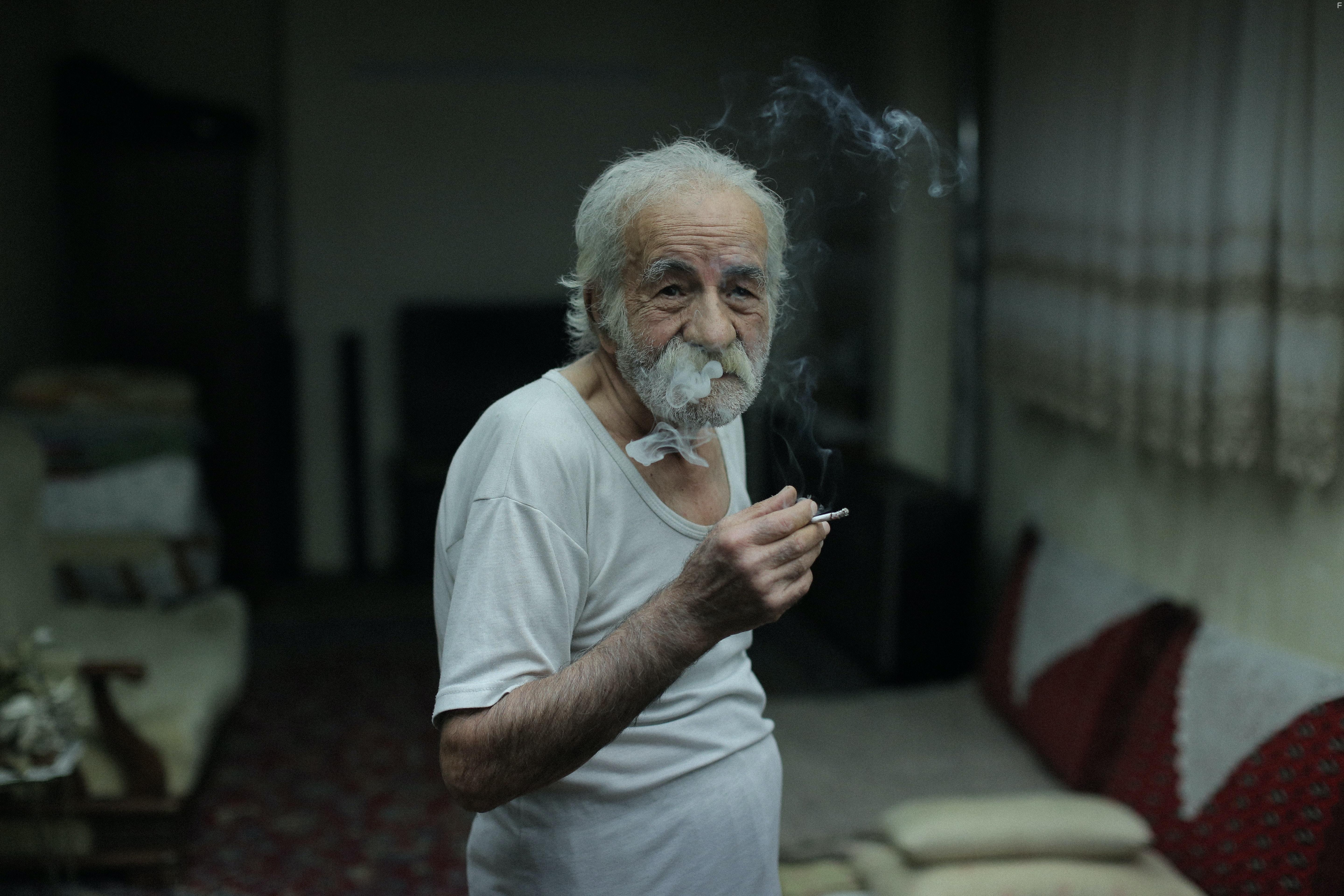 Saeed Poursamimi in Leila's Brothers (2022)