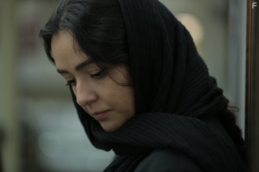 Taraneh Alidoosti in Leila's Brothers (2022)