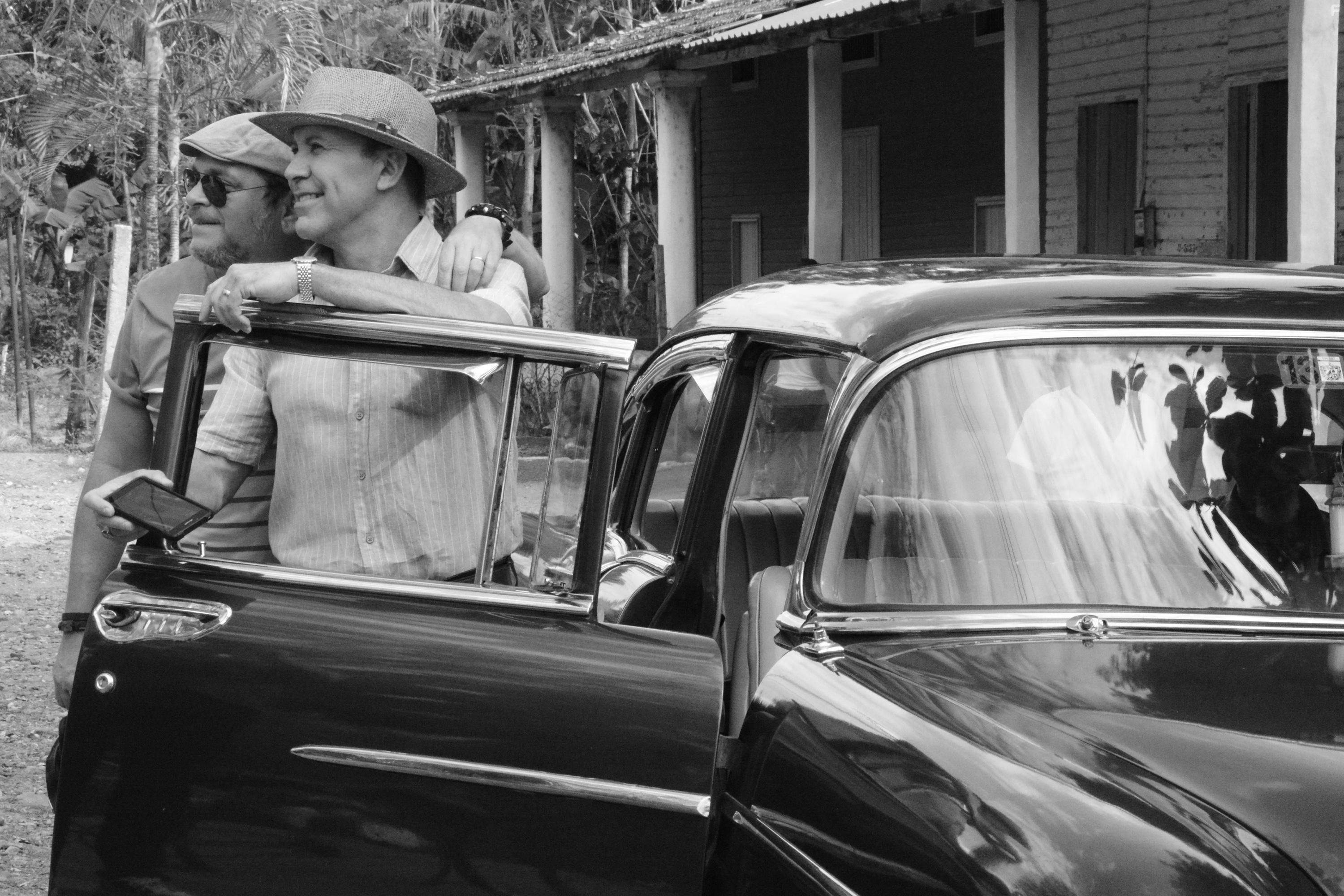 Alejandro Palomino and Hctor Noas in Mambo Man (2020)