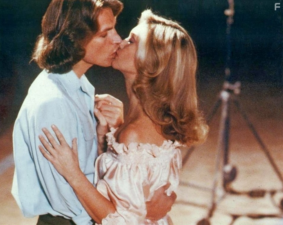 Olivia Newton-John and Michael Beck in Ксанаду (1980)