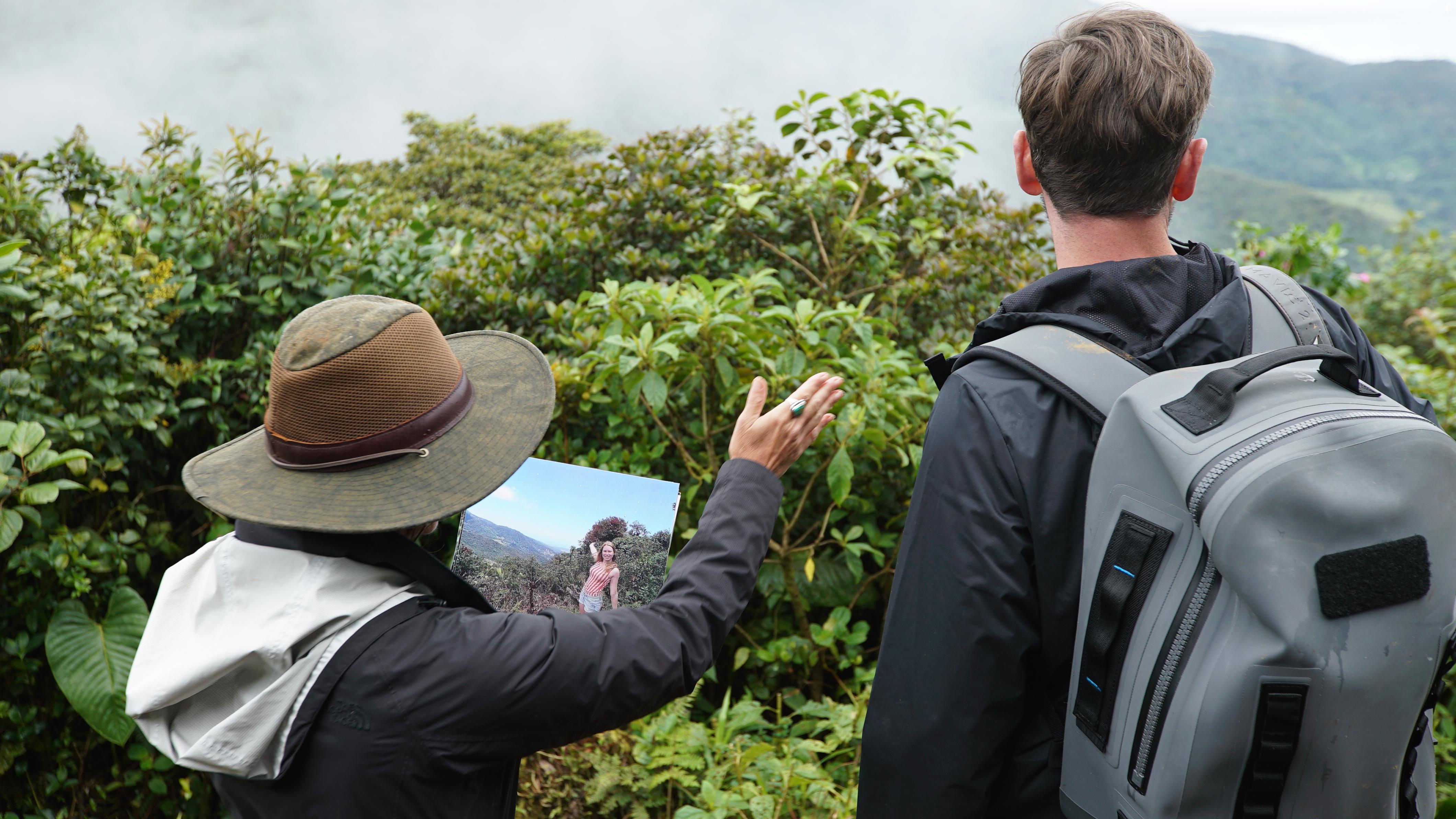 Kinga Philipps and J.J. Kelley in Lost in the Wild (2019)