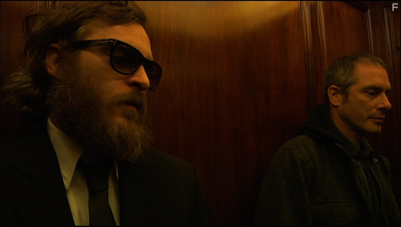 Joaquin Phoenix in Я все еще здесь (2010)