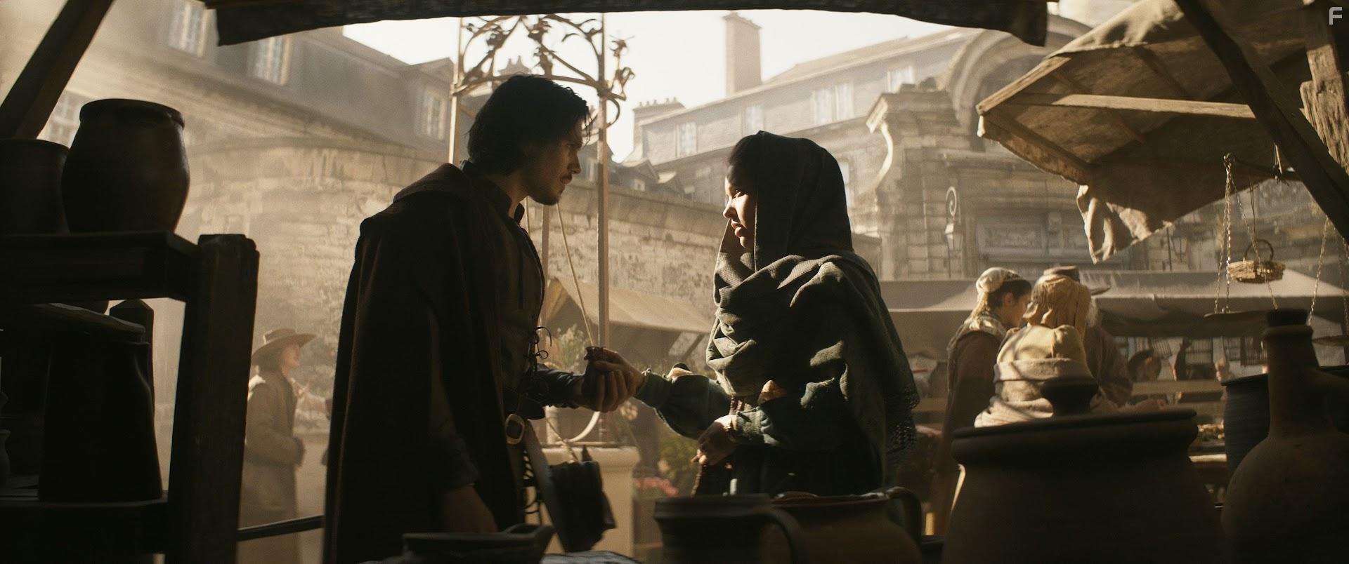 Franois Civil and Lyna Khoudri in Les trois mousquetaires: D'Artagnan (2023)