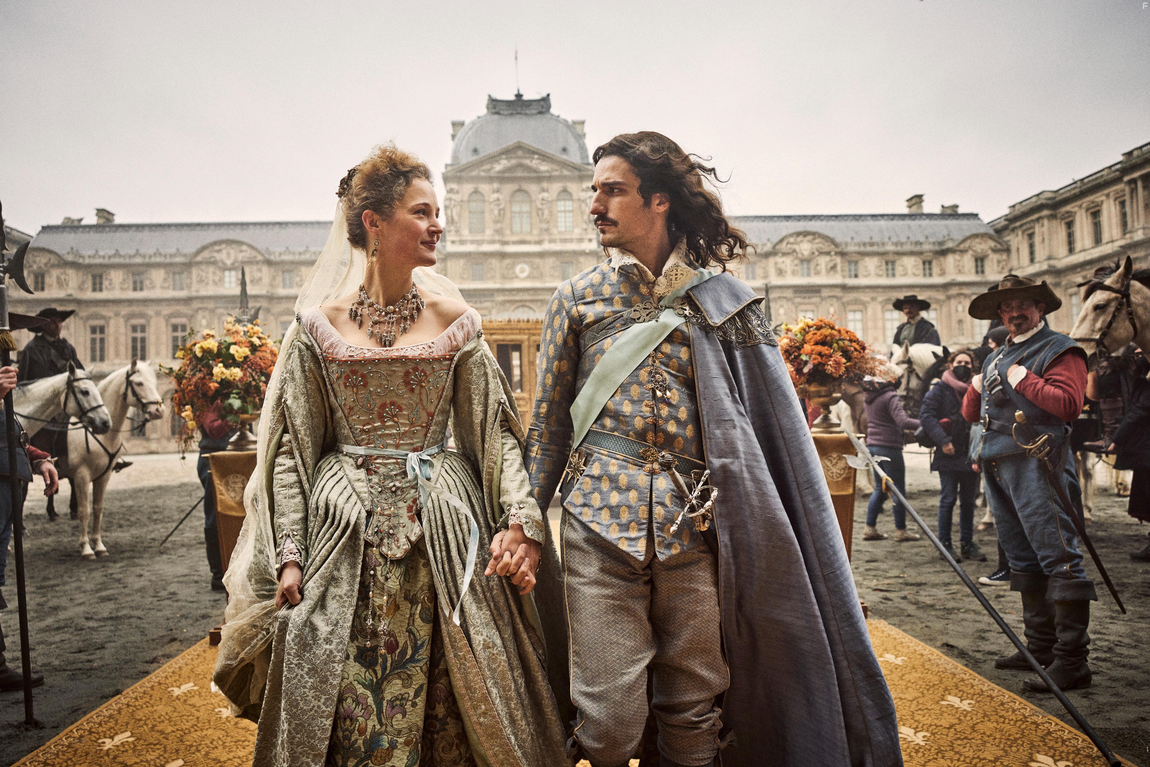 Louis Garrel and Vicky Krieps in Les trois mousquetaires: D'Artagnan (2023)