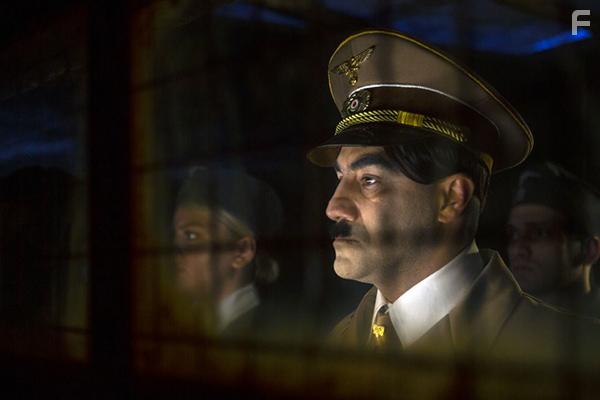 Mohsen Tanabandeh in Jang-e jahani sevom (2022)