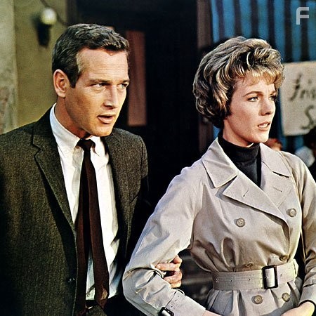 Paul Newman and Julie Andrews in Разорванный занавес (1966)