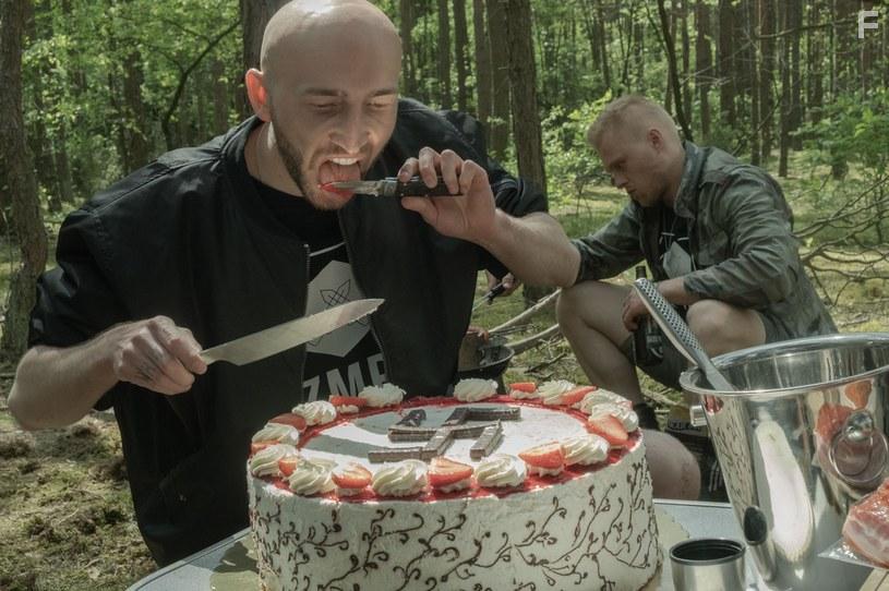 Karol Kadlubiec and Karol Bernacki in Kryptonim: Polska (2022)