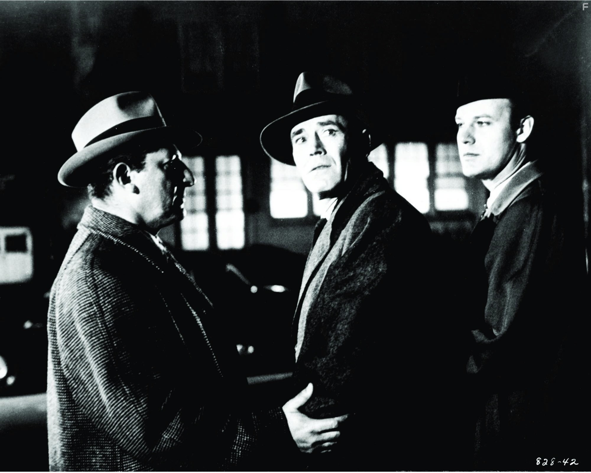 Henry Fonda, William Hudson, and Harold J. Stone in Не тот человек (1956)