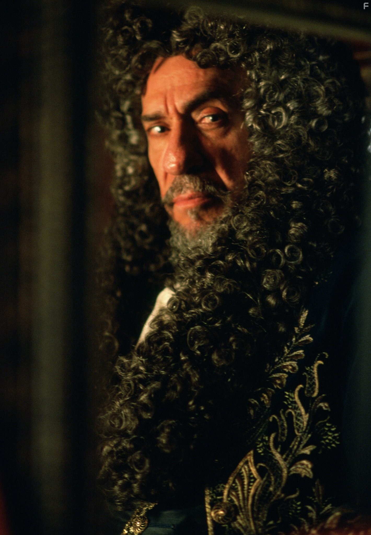 F. Murray Abraham in Мост короля Людовика Святого (2004)