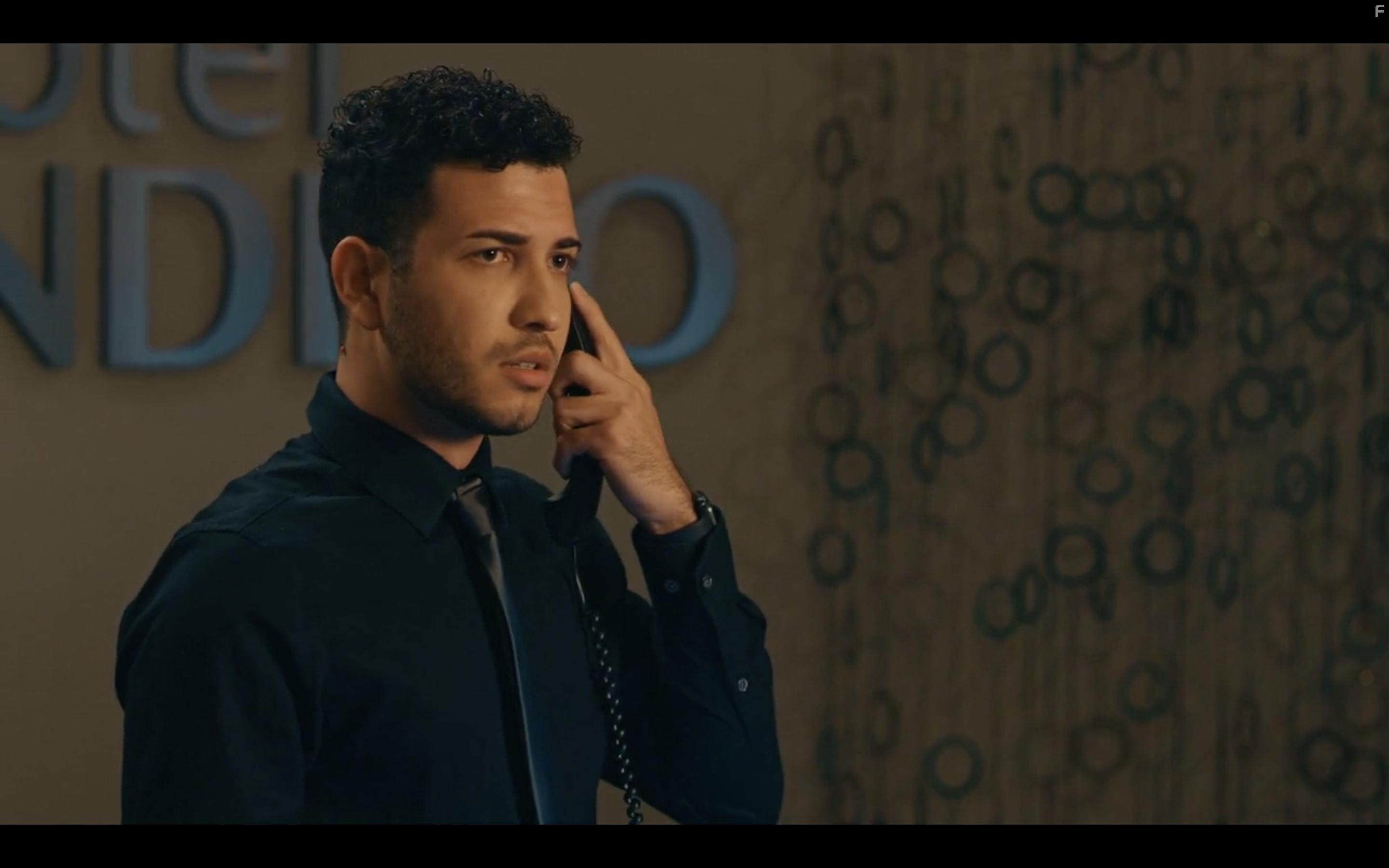 Руки прочь от моего отца