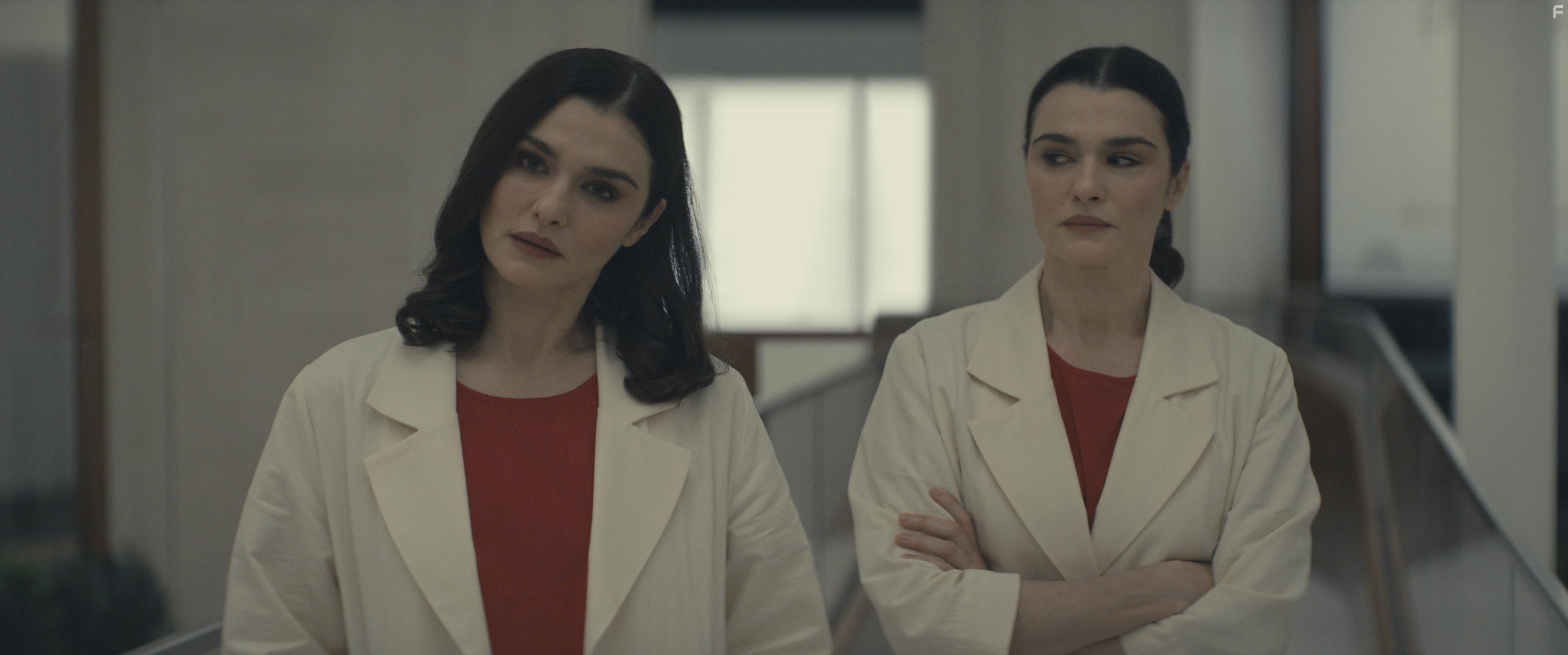 Rachel Weisz in Dead Ringers (2023)